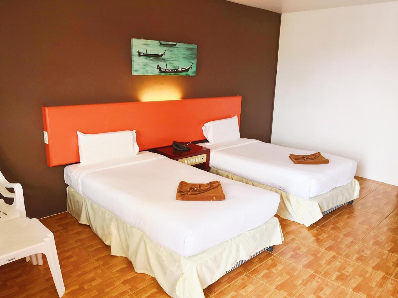 Patong 7Days Premium Hotel Phuket Eksteriør bilde