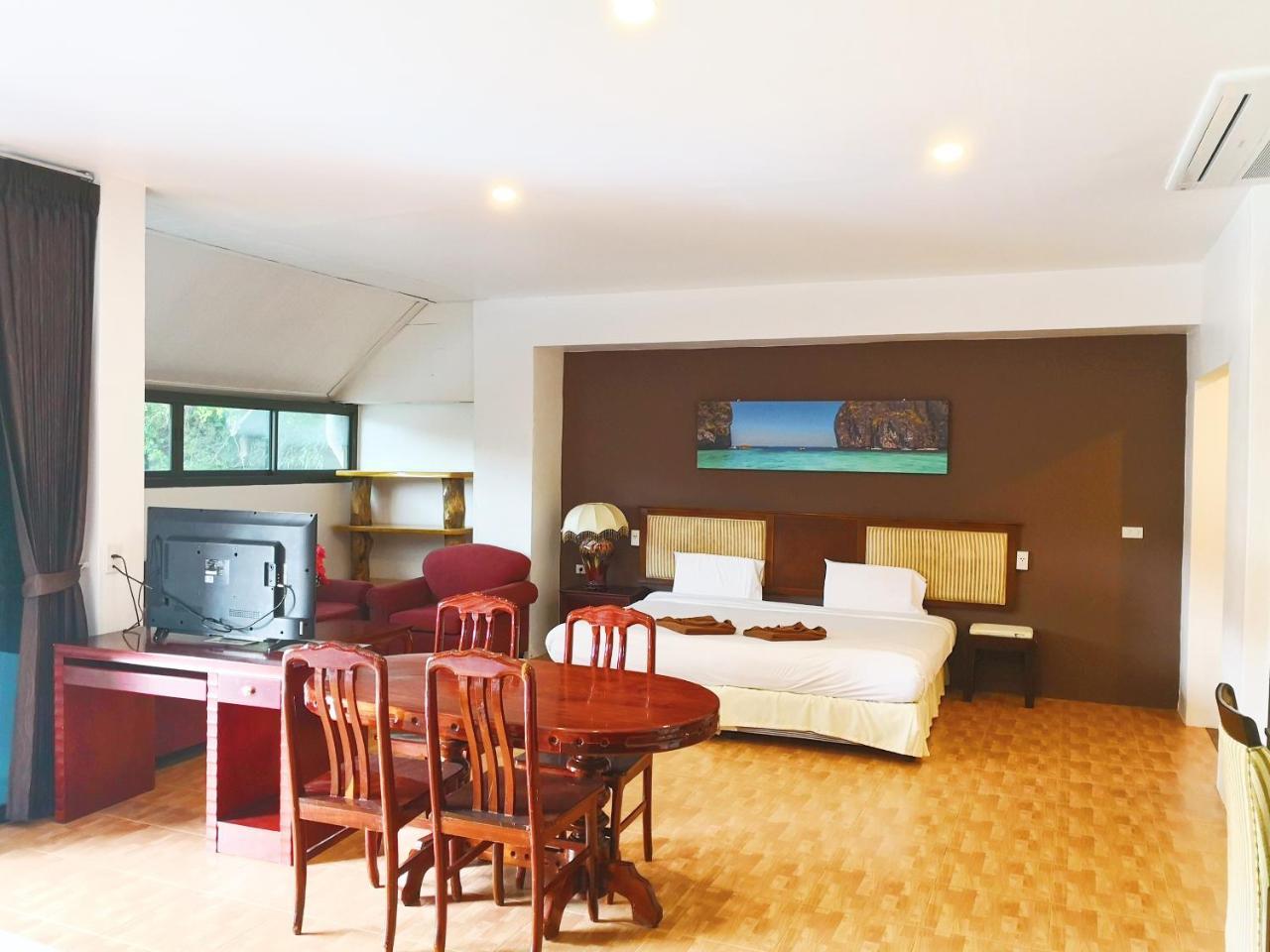 Patong 7Days Premium Hotel Phuket Eksteriør bilde