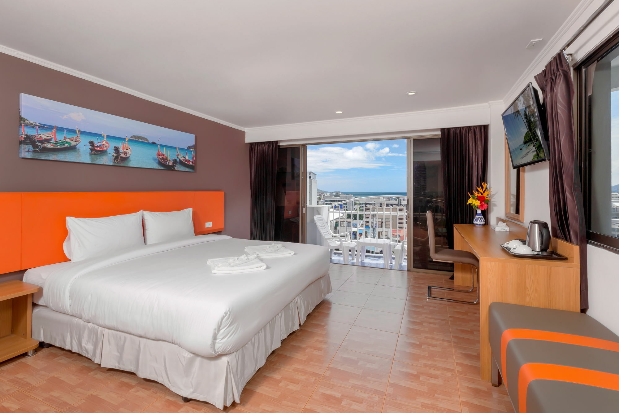 Patong 7Days Premium Hotel Phuket Eksteriør bilde