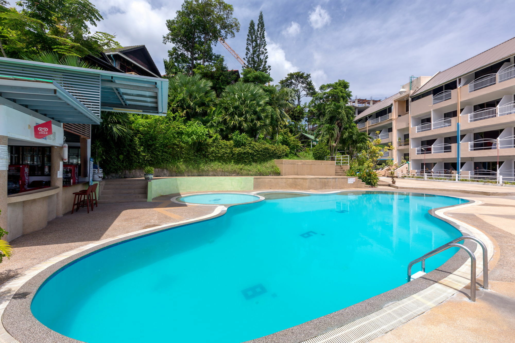 Patong 7Days Premium Hotel Phuket Eksteriør bilde