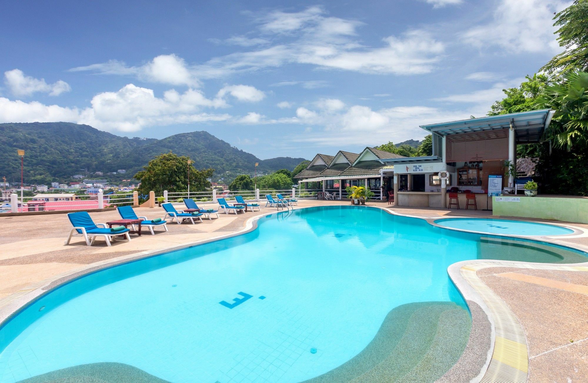 Patong 7Days Premium Hotel Phuket Eksteriør bilde